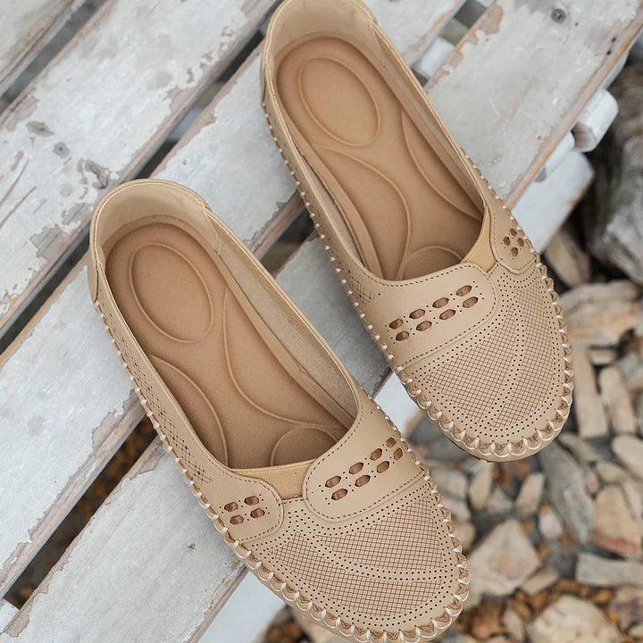 Beverly – Women's Arch Support Shoes with a Deep Heel Cup