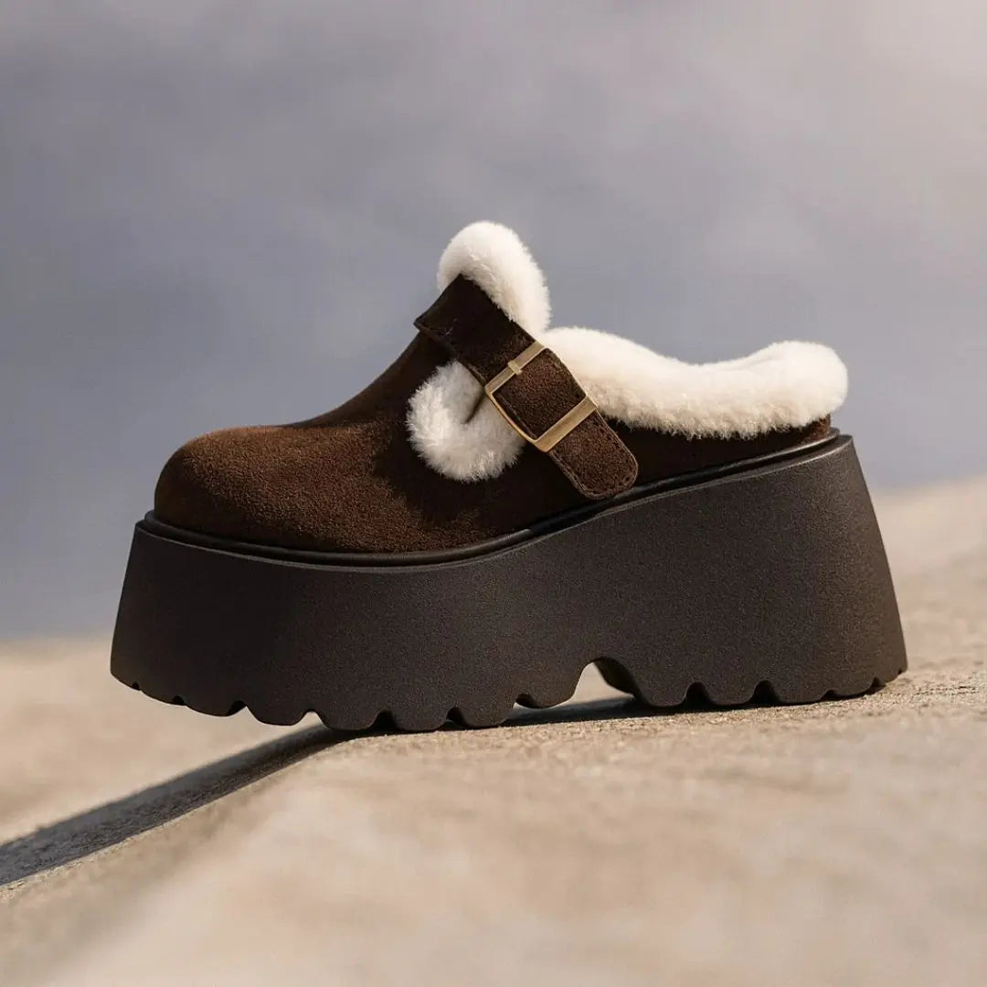 Jeanette – Women's Comfort Clogs with a Cushioned Insole