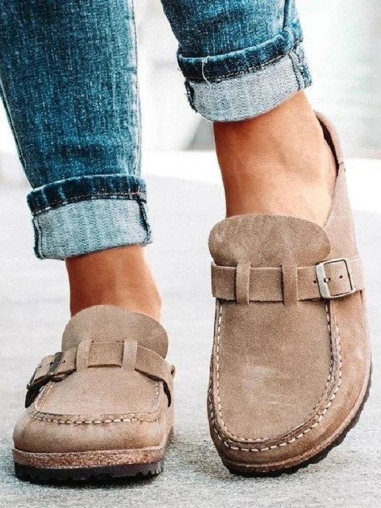Nora – Women's Nursing Clogs for 12-Hour Shifts