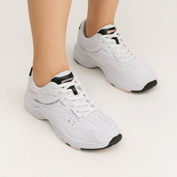 Lightweight Sports Shoes with Wide Toe Box