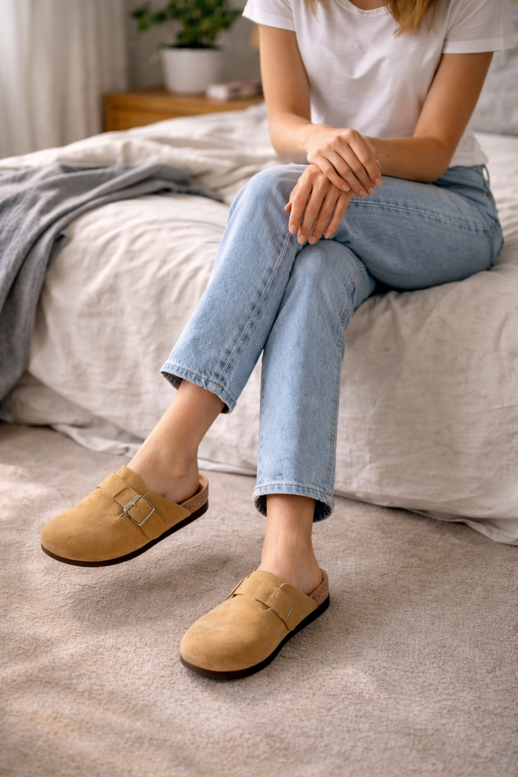 Holloway – Unisex Nursing Clogs for Standing All Day
