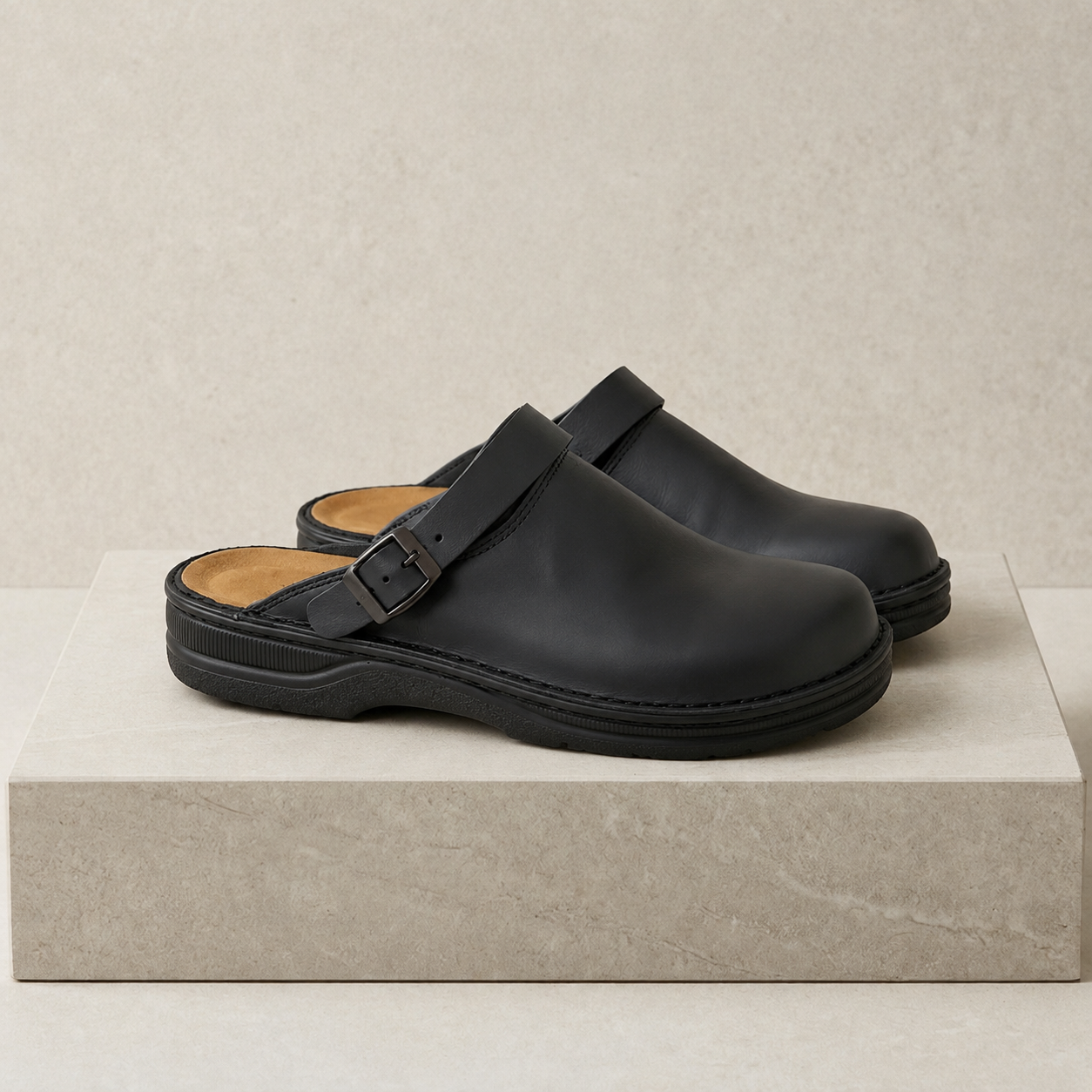 Townsend – Unisex Nursing Clogs for Standing All Day