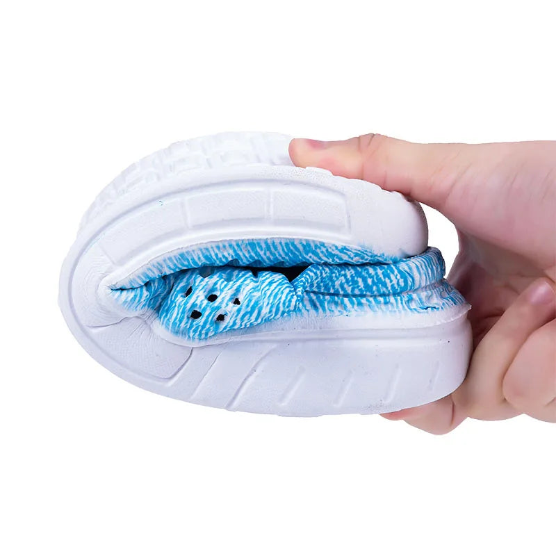 2025 Women Casual Clogs Breathable Beach Sandals Summer Slippers Slip On Womens Shoes Home Ladies Shoes Fashion Hollow P