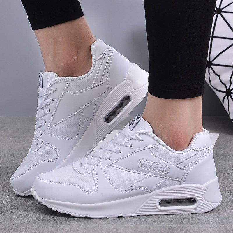 Ball – Unisex Non-Slip Shoes with a Slip-Resistant Sole