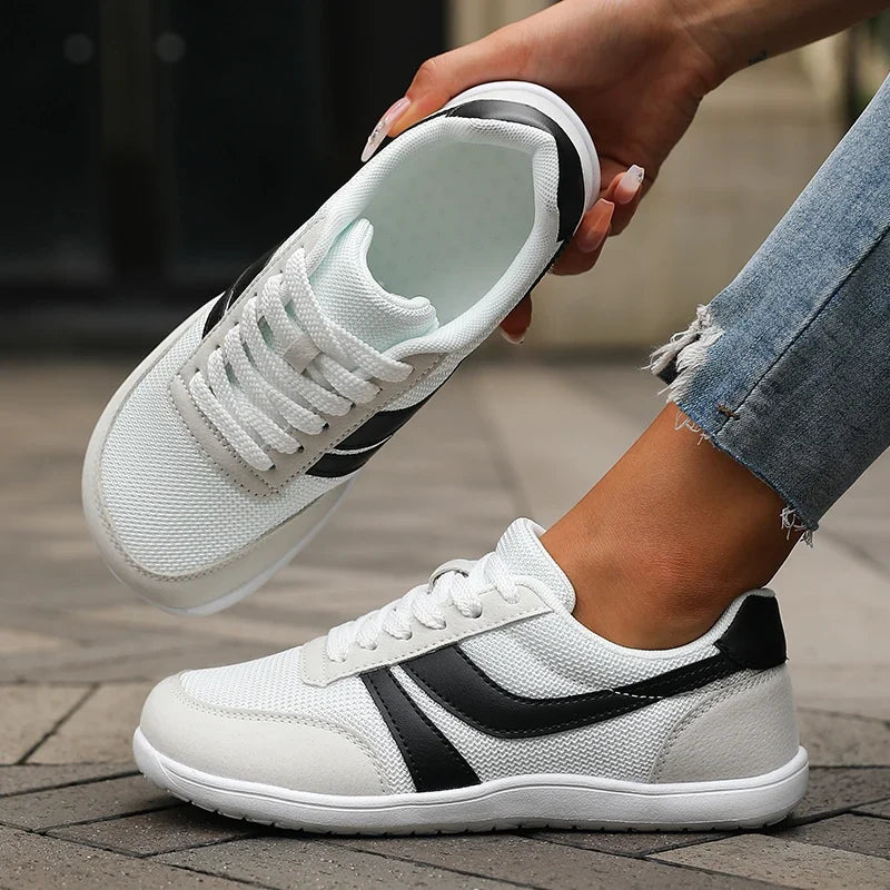 Women's Wide Toe Shoes Sneakers Barefoot Casual Wide Last Fashionable Canvas Black Flat Board Shoes Breathable Mesh Men'