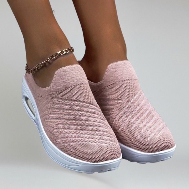 Women’s Slip-On Walking Shoes with Breathable Air Mesh and Air Cushion Platform Sole