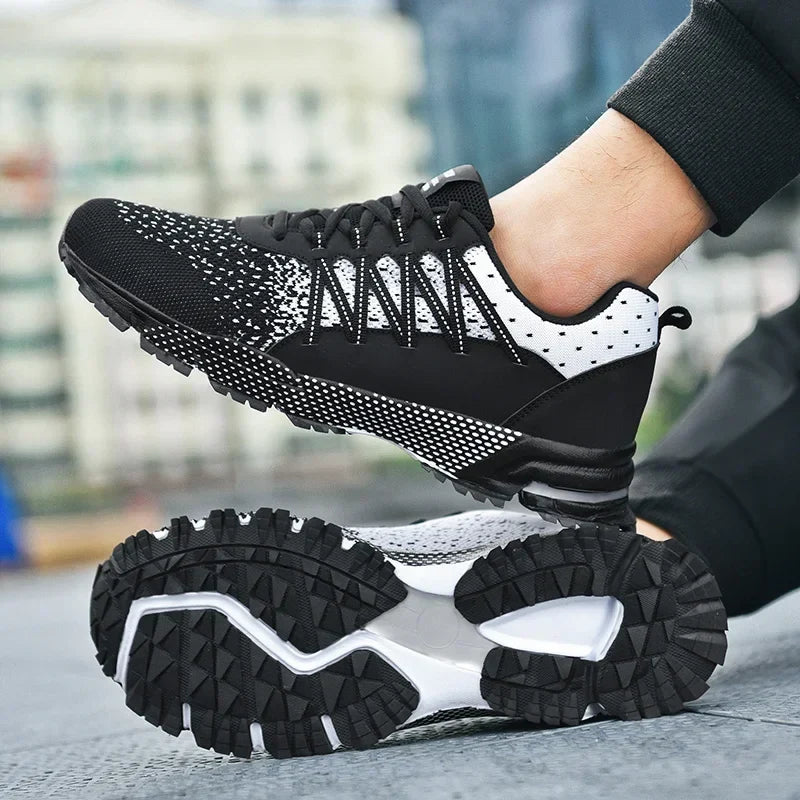 Men's Mesh Breathable Running Shoes Thick Sole Lightweight Outdoor Sports Sneakers