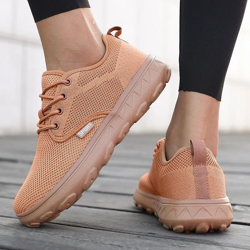 Carla – Women's Wide Toe Box Sneakers for All-Day Comfort
