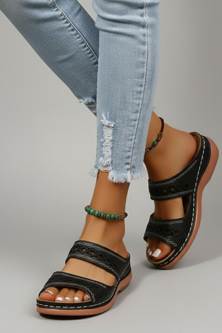 Janice – Women's Wide Toe Box Sandals with an Adjustable Fit