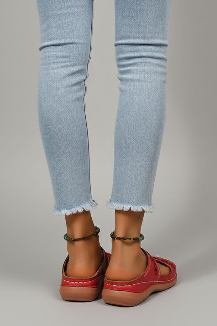 Janice – Women's Wide Toe Box Sandals with an Adjustable Fit