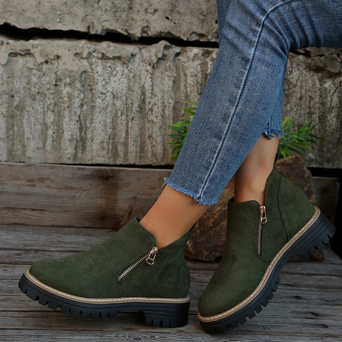 Glenda – Women's Comfort Boots with a Cushioned Insole