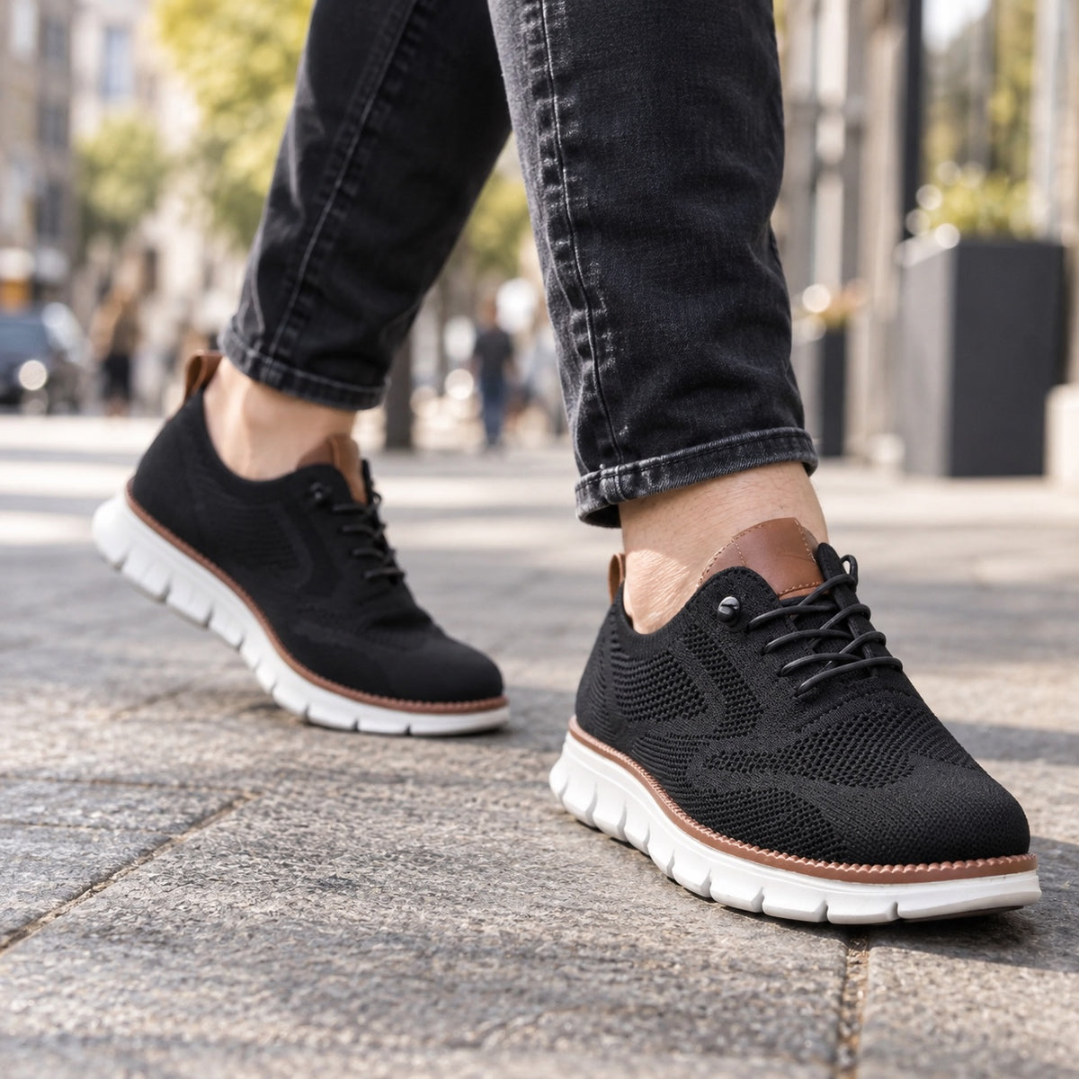 Carlton – Men's Wide Toe Box Sneakers, worn on a walk