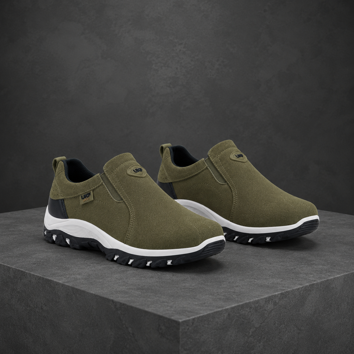Bennett – Unisex Slip-On Sneakers with a Stretch Upper - photo 2