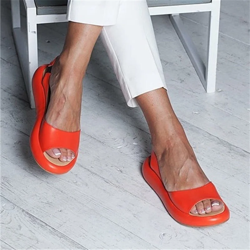 Caldwell – Unisex Comfortable Sandals with a Cushioned Footbed