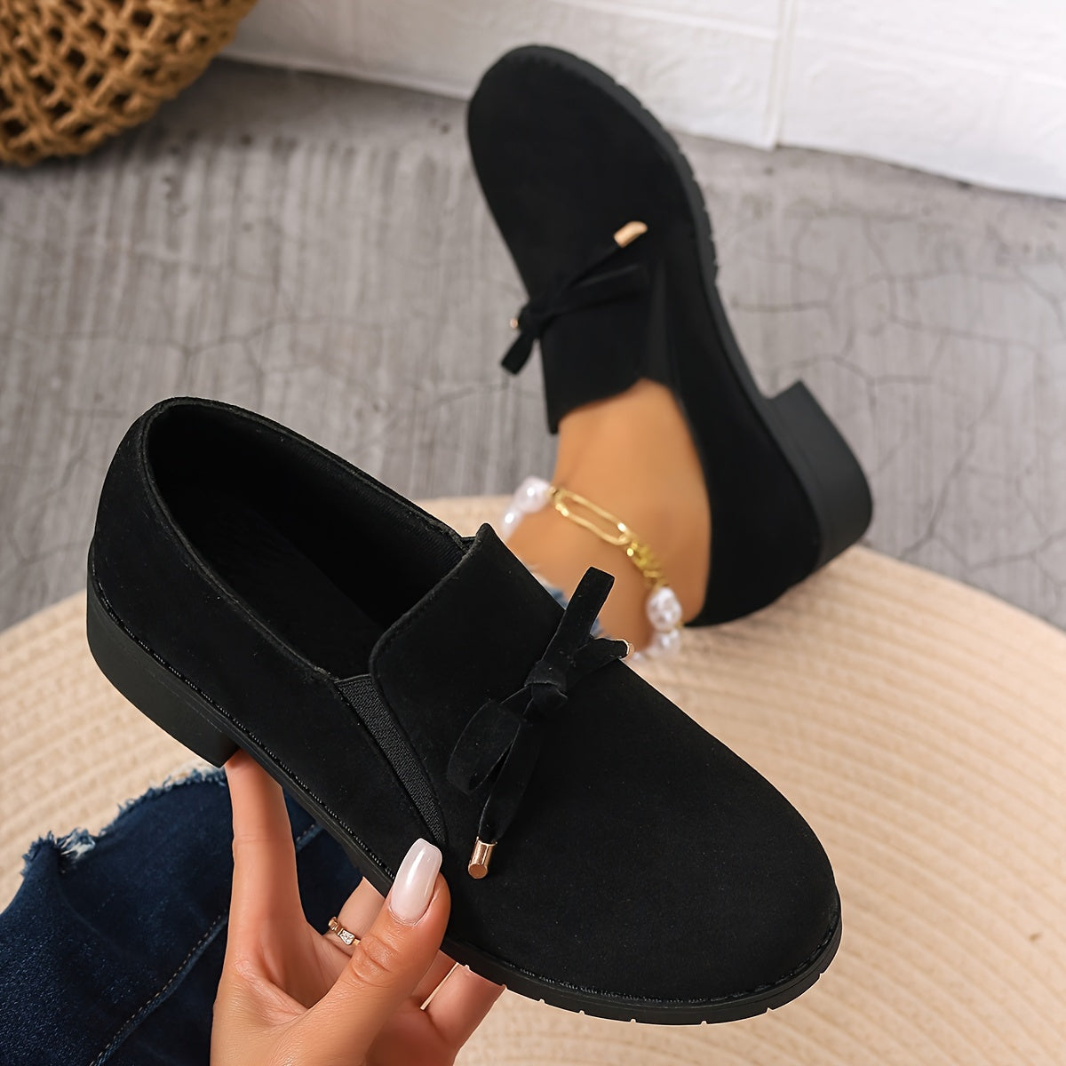 Smith – Unisex Slip-On Loafers with a Hands-Free Fit