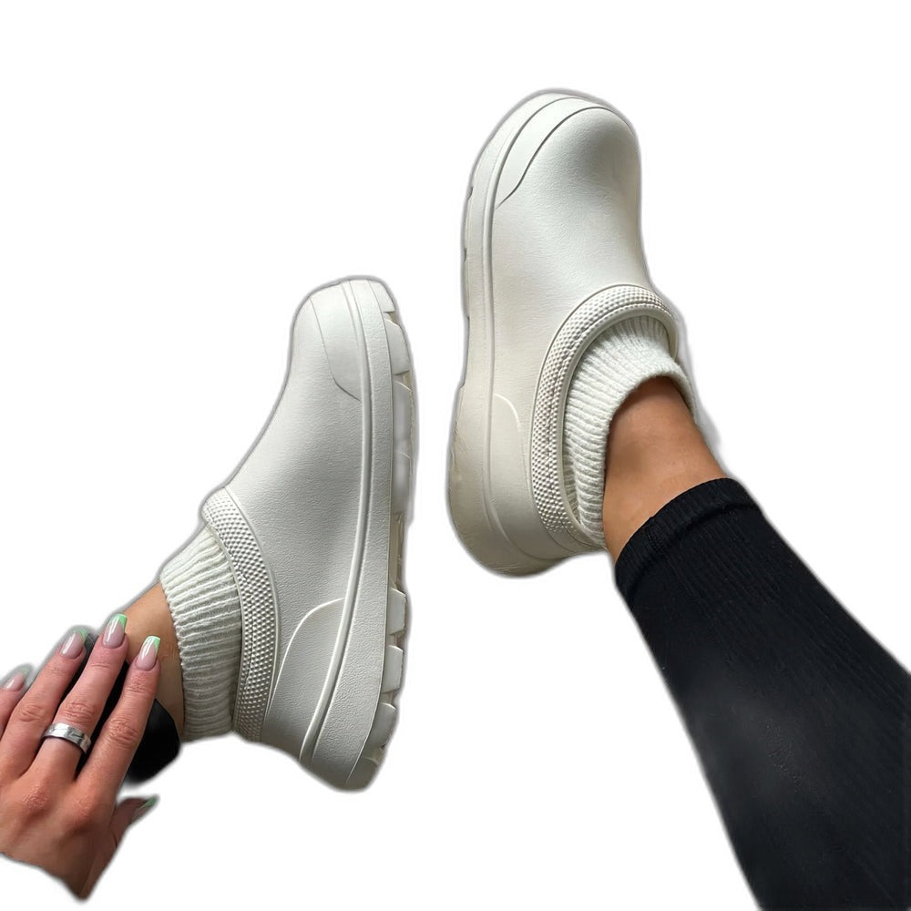 Ballard – Unisex Non-Slip Clogs with a Slip-Resistant Sole
