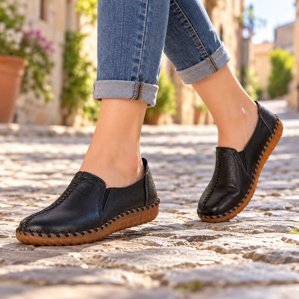 Goodman – Women's Wide Toe Box Shoes, worn on a walk