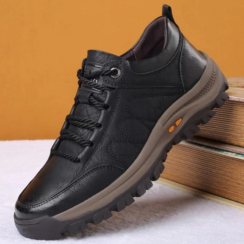 Newman – Unisex Arch Support Shoes with a Deep Heel Cup