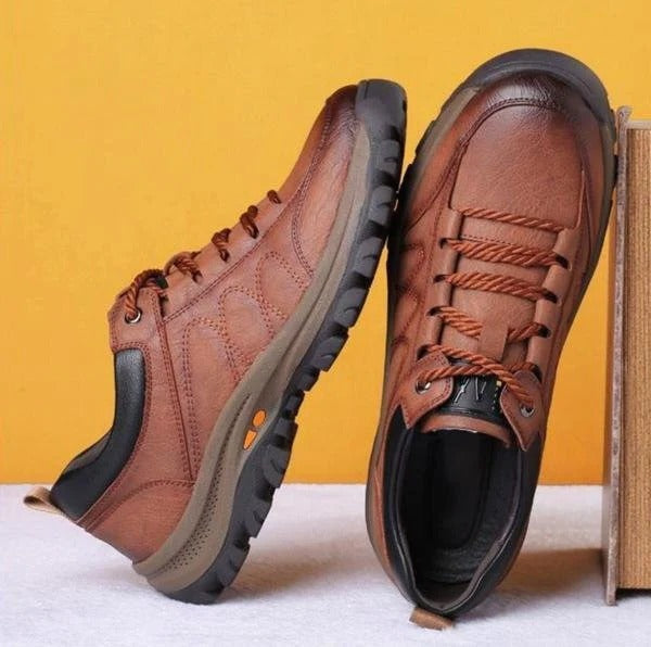 Newman – Unisex Arch Support Shoes with a Deep Heel Cup