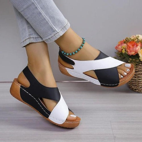 Bush – Unisex Comfortable Sandals with an Adjustable Strap
