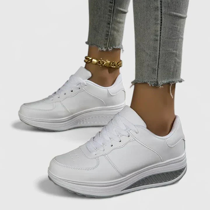 Ernestine – Women's Nursing Sneakers with All-Day Cushioning