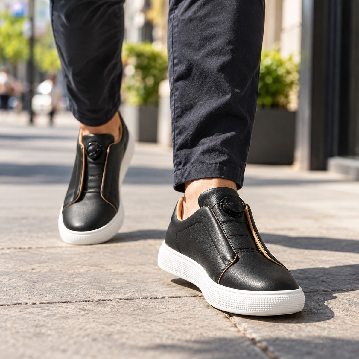 Jared – Men's Walking Sneakers, worn on a walk