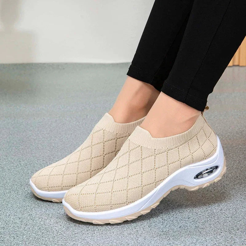 Women's Lightweight Walking Shoes with Memory Foam