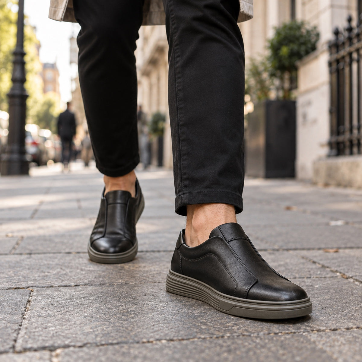 Marcus – Men's Walking Sneakers, worn on a walk