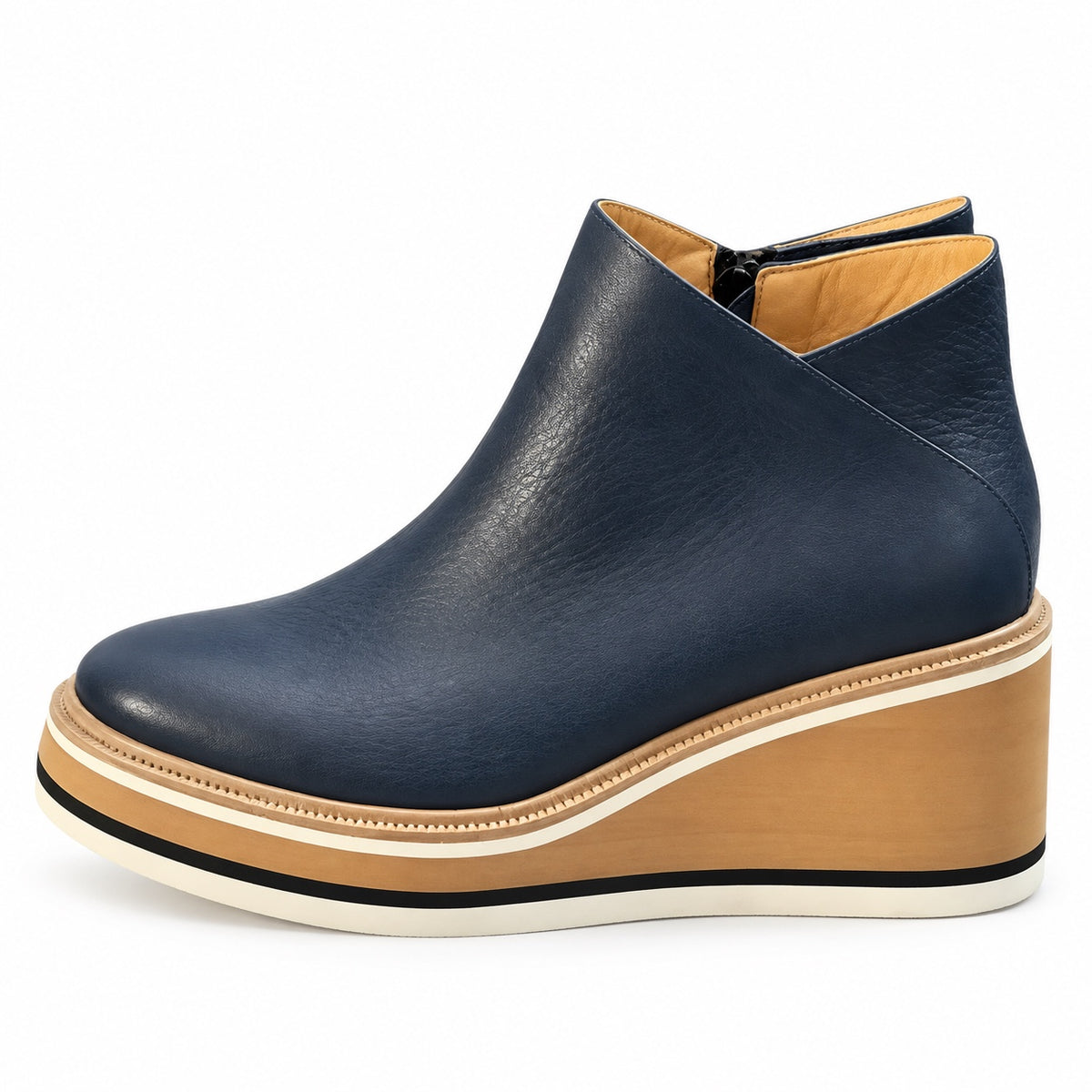 Mills – Unisex Nursing Shoes in Blue