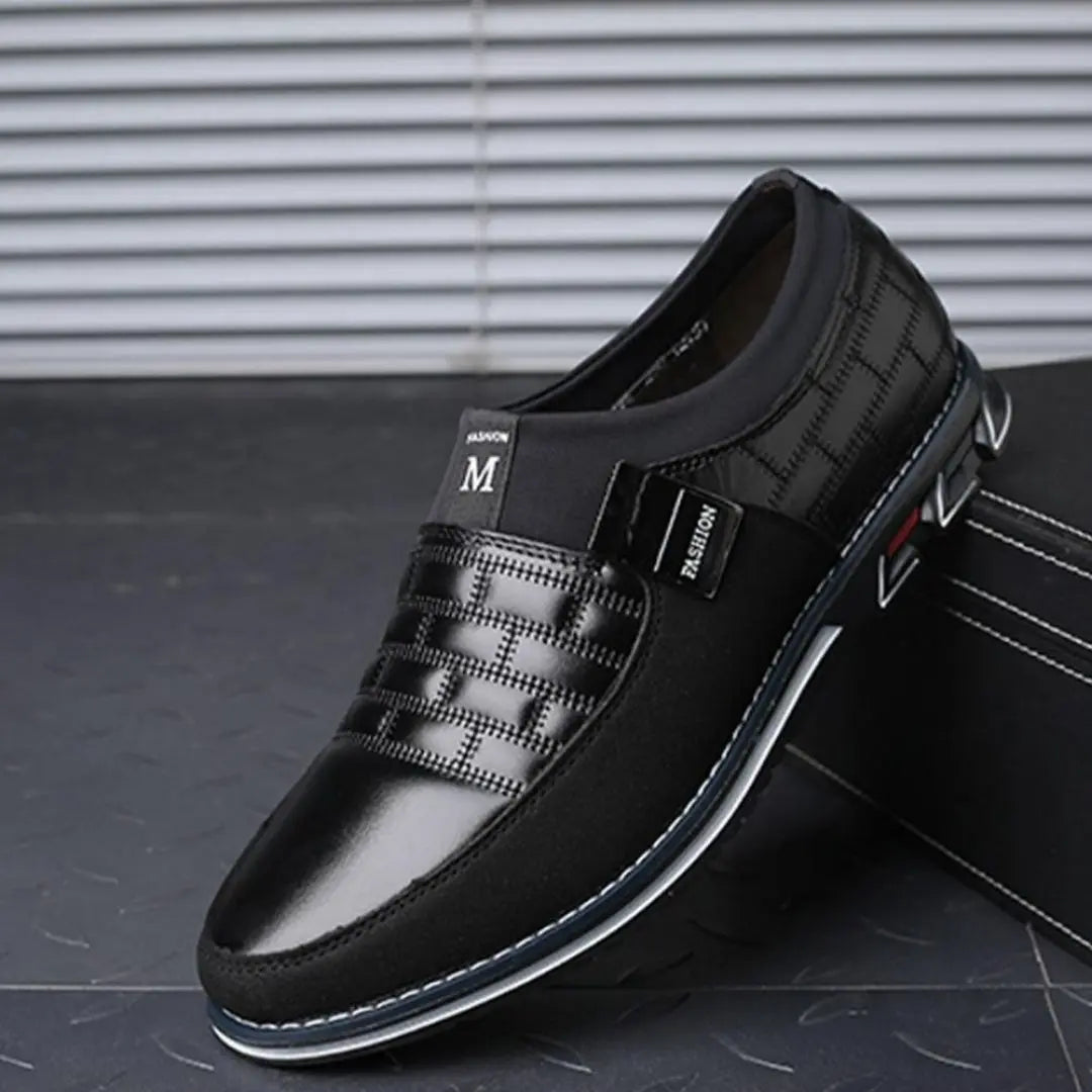 Howard – Men's Non-Slip Shoes for Work and Everyday Wear