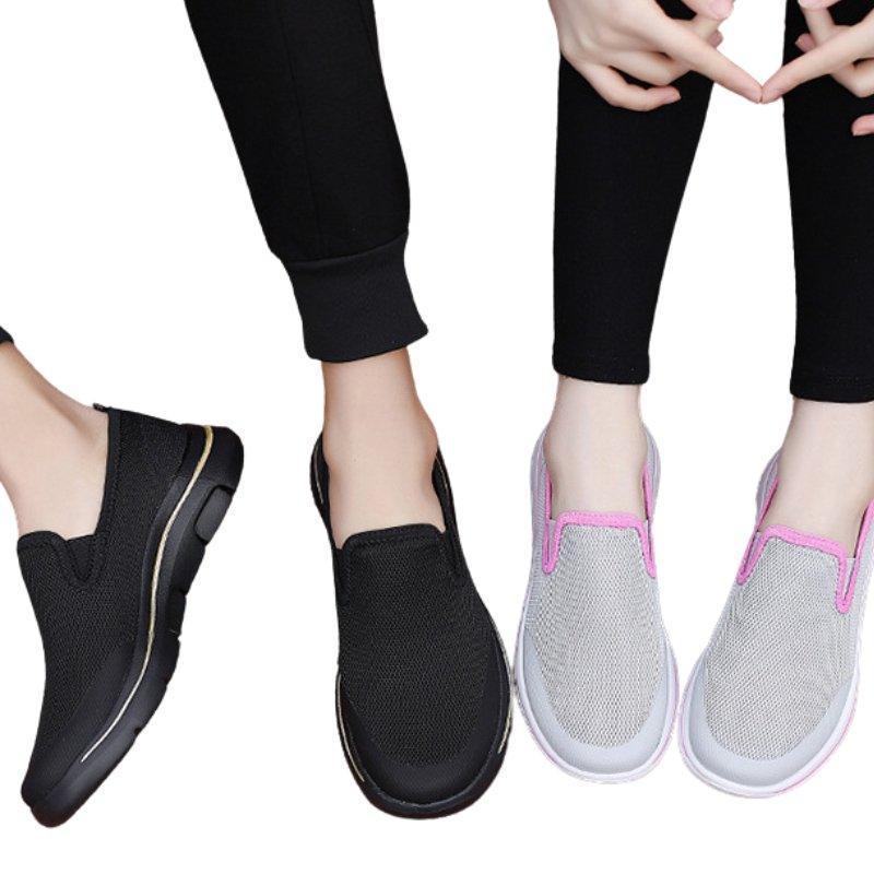 Women's Wide Toe Box Slip On Sneakers